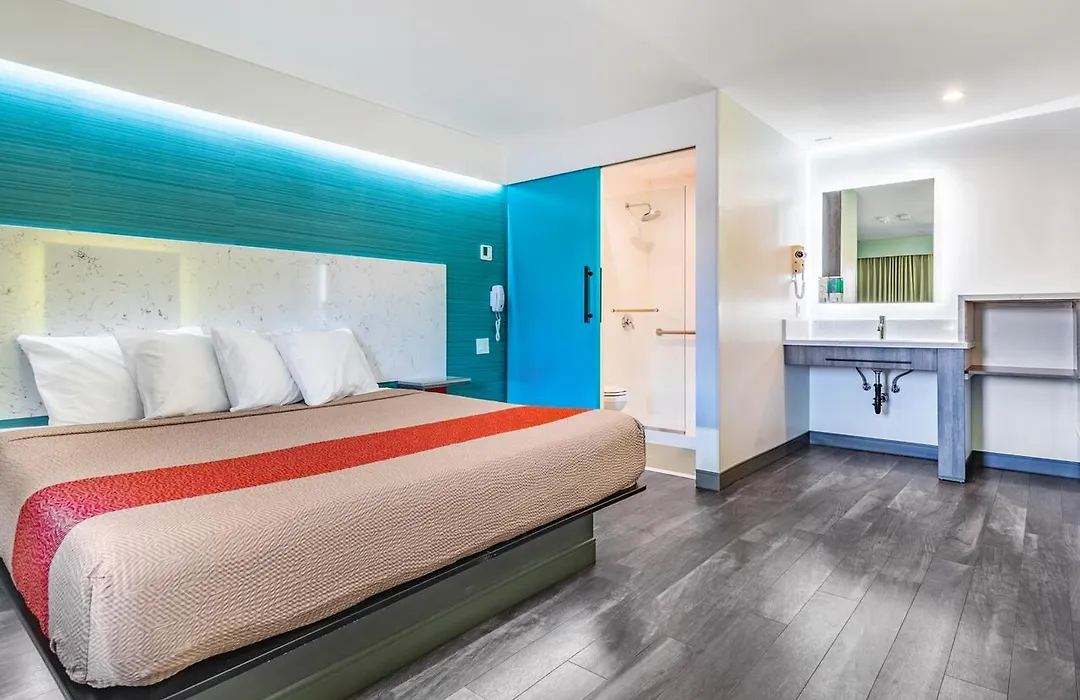 Solo Motel Broadway-1